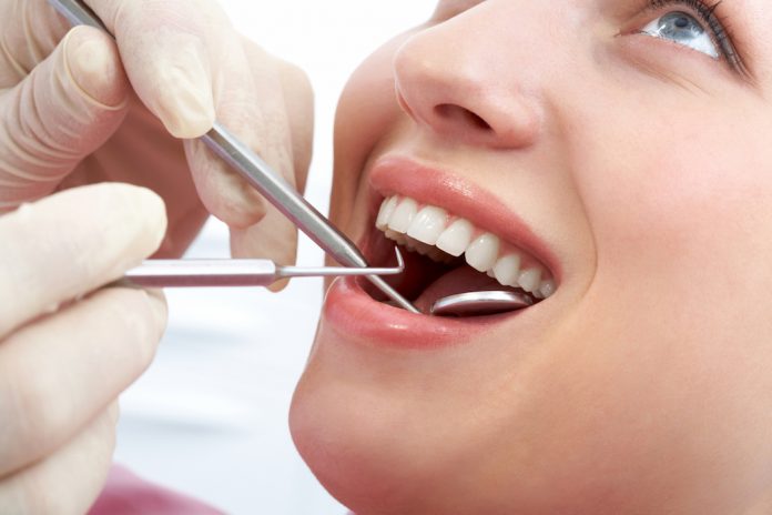 treatment of chipped teeth